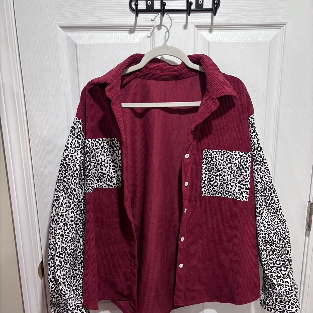 SHEIN Burgundy and Leopard Print Jacket